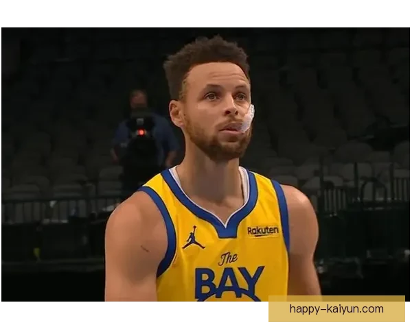 凯泽防守体系呈现出稳健状态，近期表现值得关注。