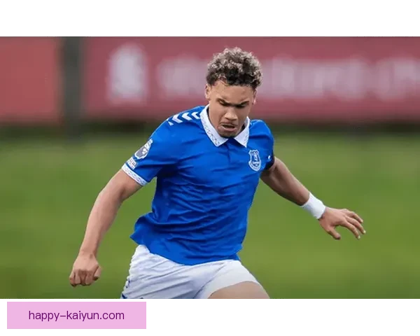 英超埃泽状态回暖，近期表现值得关注